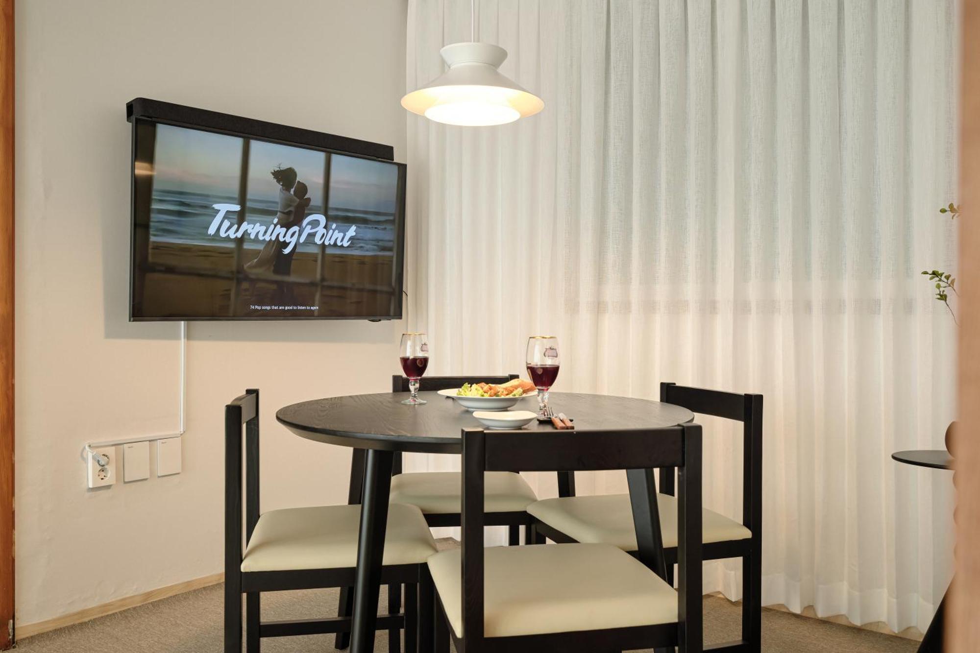Your-jin Apartment Seoul