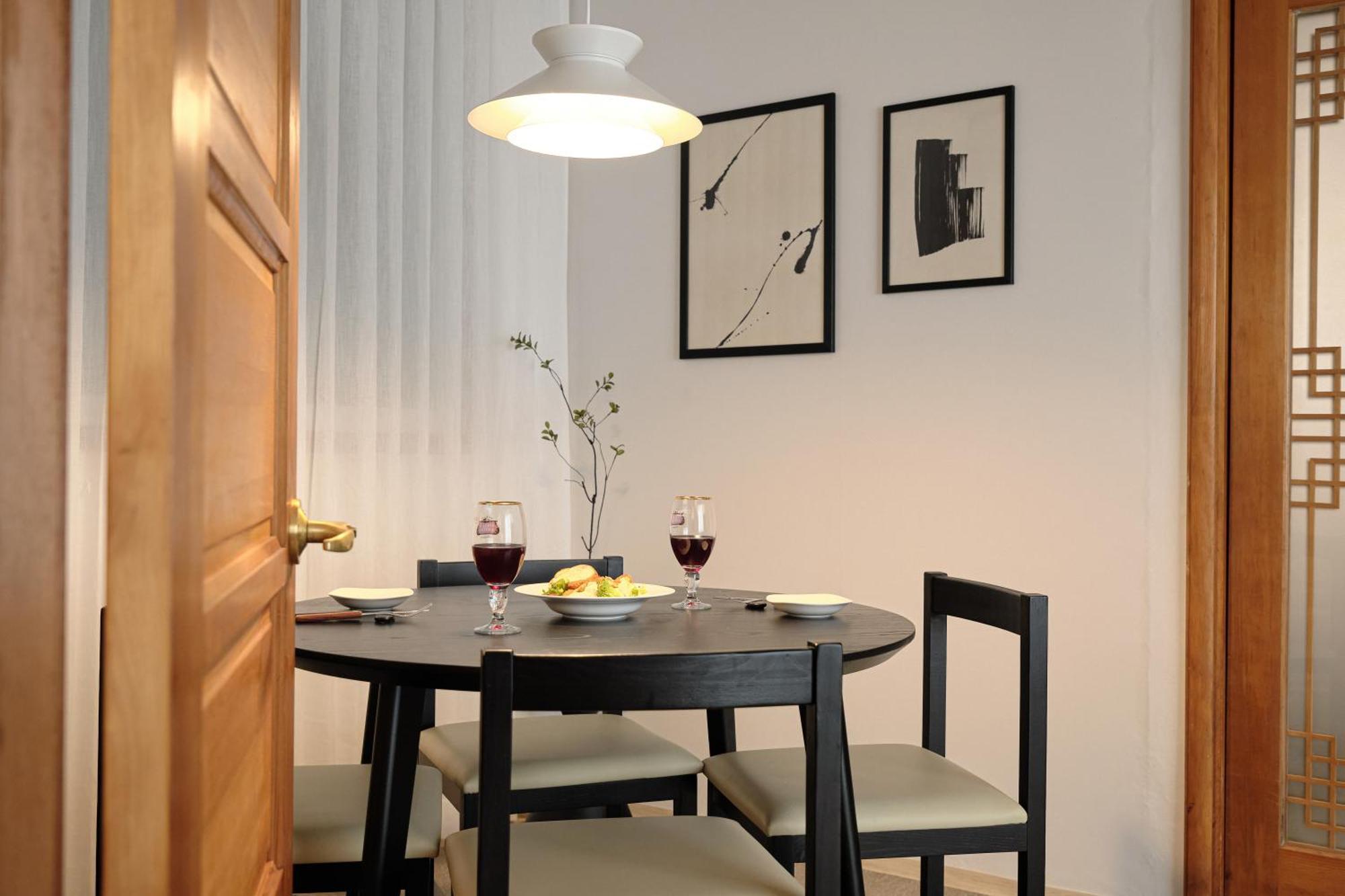 Your-jin Apartment *